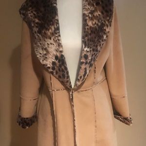 Beautiful new tan & animal print light coat.